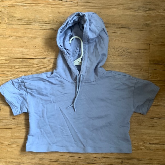 Gymshark cropped short sleeve hoodie periwinkle/blueish - Picture 3 of 3